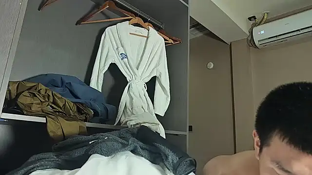 AAASuck online show from 12/20/25, 02:09