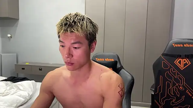 AAASuck online show from 05/16/26, 02:49