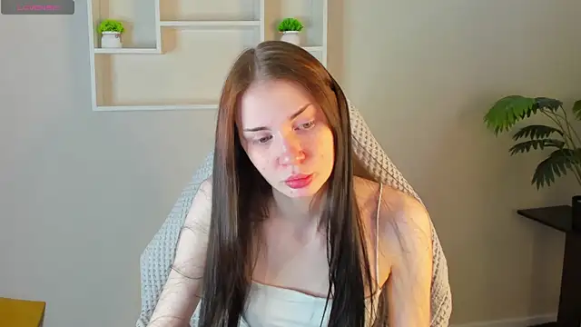 Snapshot of Jennie_Hunter chatting on 10/26/25, 09:20 Jennie Hunter online show from 10/26/25, 09:20