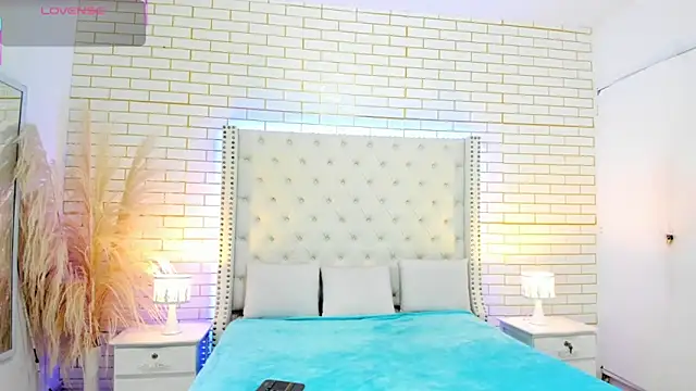 mara winters  online show from 11/27/25, 12:16