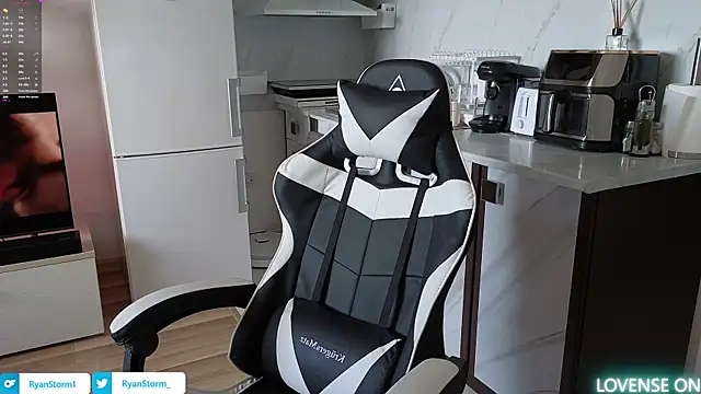 RyanStorm  online show from 10/30/25, 10:46