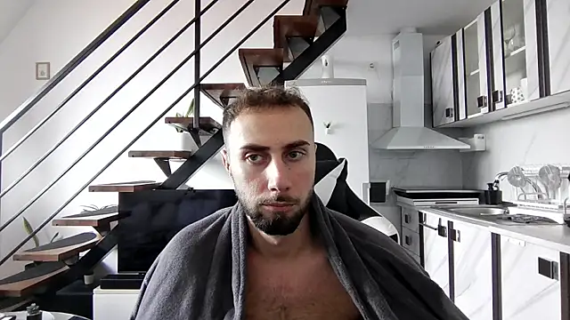 Snapshot of RyanStorm_ chatting on 10/08/25, 09:33 RyanStorm online show from 10/08/25, 09:33