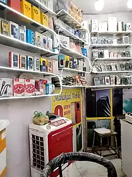 avi007p online show from 09/26/25, 10:44