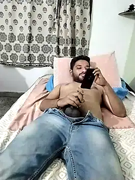 avi007p online show from 10/22/25, 01:10