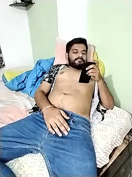 avi007p online show from 09/28/25, 02:57