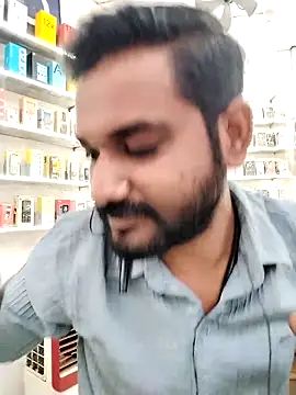 avi007p online show from 11/07/25, 11:26