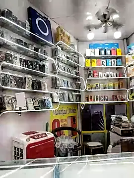 avi007p online show from 10/15/25, 09:39