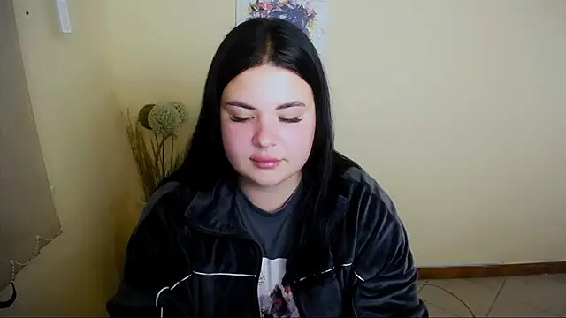  Trisha li online show from 10/13/25, 12:07