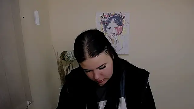  Trisha li online show from 09/30/25, 11:49