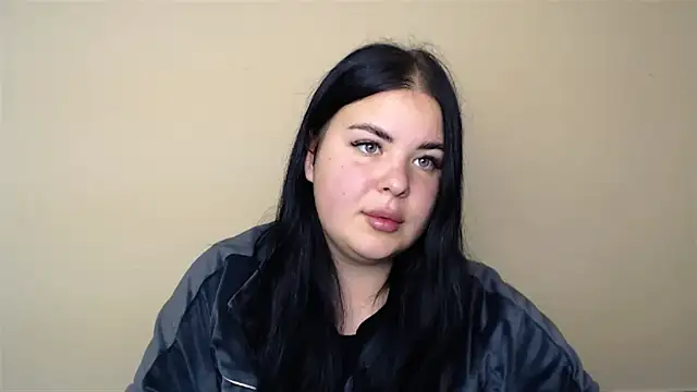  Trisha li online show from 10/01/25, 12:31