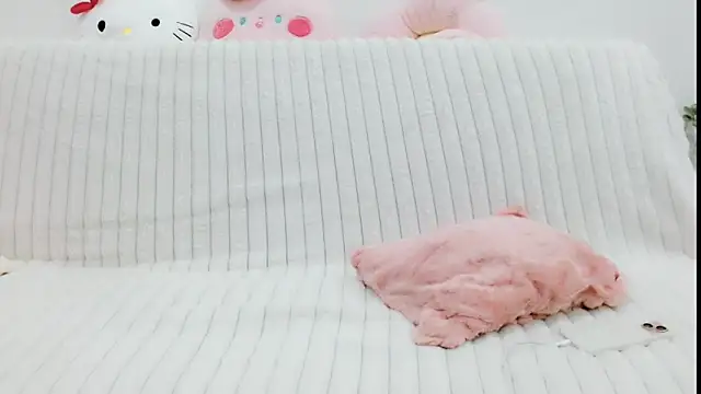 Emmahahaha17 online show from 09/09/25, 03:54