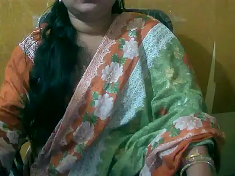 Snapshot of Saniya_K chatting on 09/25/25, 03:51 Saniya K online show from 09/25/25, 03:51