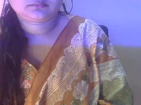 Snapshot of Saniya_K chatting on 09/16/25, 03:35 Saniya K online show from 09/16/25, 03:35