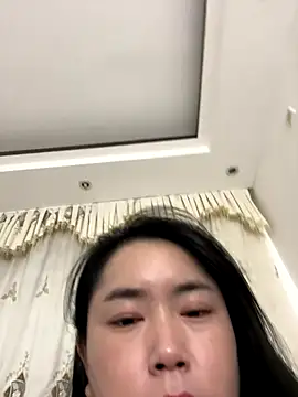 Snapshot of DHJM168 chatting on 10/01/25, 02:32 DHJM168 online show from 10/01/25, 02:32
