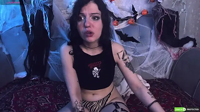 ArlineCarroll online show from 10/21/25, 06:35