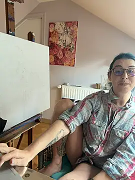 LadyNocturne online show from 05/18/26, 03:06