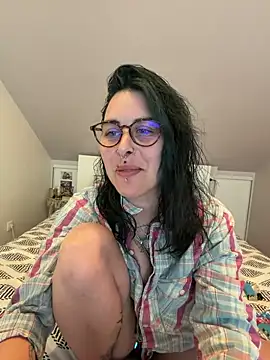 LadyNocturne online show from 05/20/26, 02:03