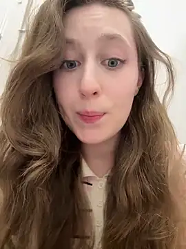 FroggyAnna online show from 06/17/26, 05:01