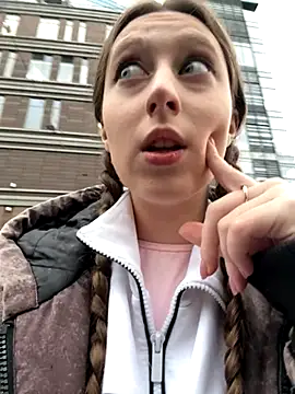 FroggyAnna online show from 11/05/25, 12:52