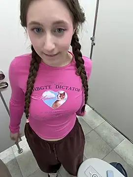 FroggyAnna online show from 03/19/26, 04:51