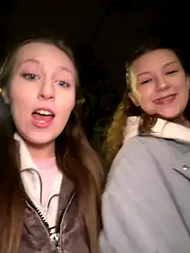 FroggyAnna online show from 11/06/25, 05:17