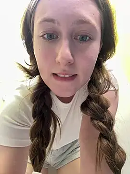 FroggyAnna online show from 06/30/26, 04:07