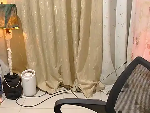 honeyLushess online show from 11/10/25, 04:12