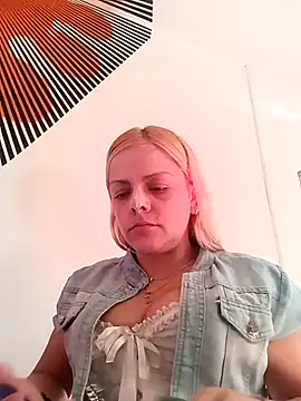 Alanna Grays online show from 12/01/25, 01:34