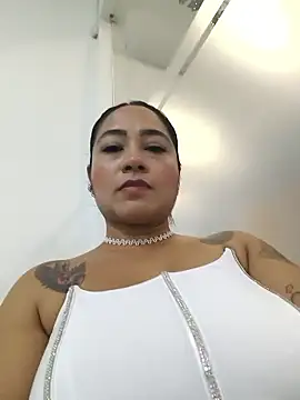 julieta evanns1 online show from 01/09/26, 08:16