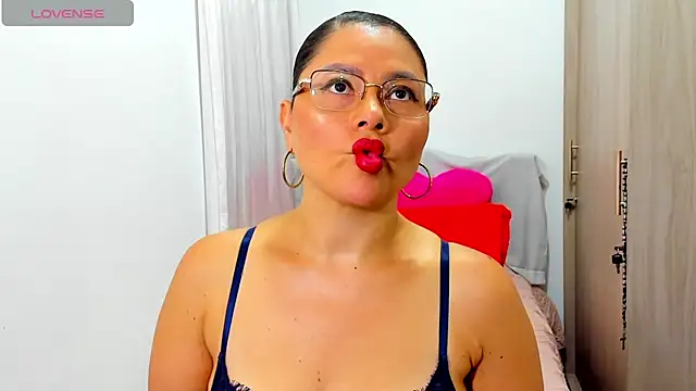 Isbettyche online show from 04/09/26, 12:56