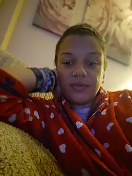 Snapshot of GoddessChantelle chatting on 04/19/26, 08:11 GoddessChantelle online show from 04/19/26, 08:11