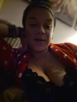 Snapshot of GoddessChantelle chatting on 05/18/26, 08:13 GoddessChantelle online show from 05/18/26, 08:13