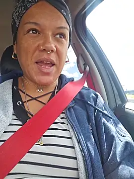 Snapshot of GoddessChantelle chatting on 05/15/26, 10:02 GoddessChantelle online show from 05/15/26, 10:02