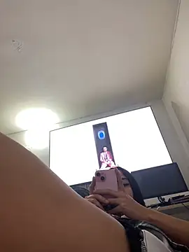 Snapshot of skullvalu chatting on 03/28/26, 08:37 skullvalu online show from 03/28/26, 08:37