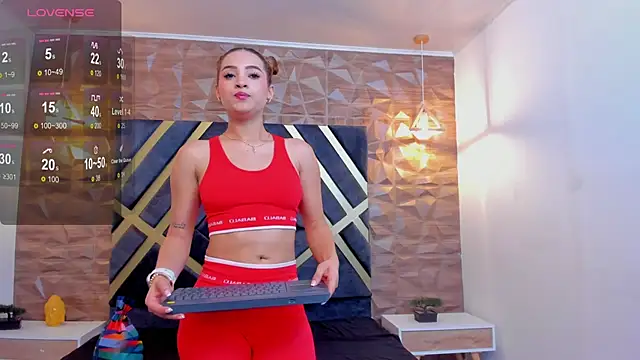 Alana cox  online show from 11/13/25, 11:30