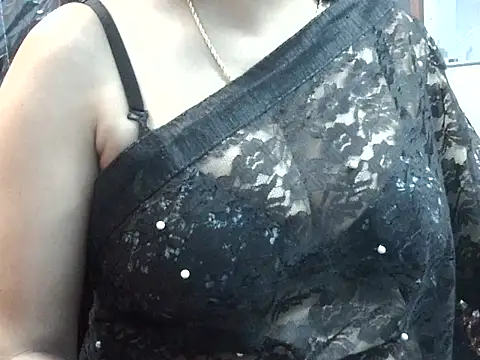 Queen snehal online show from 04/19/26, 01:23