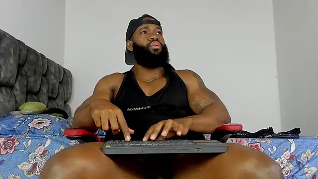 Snapshot of james_musclebbc chatting on 10/15/25, 02:14 james musclebbc online show from 10/15/25, 02:14