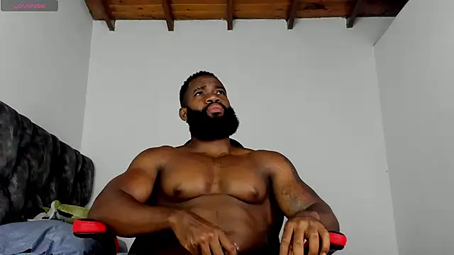Snapshot of james_musclebbc chatting on 06/03/26, 12:55 james musclebbc online show from 06/03/26, 12:55