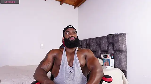 Snapshot of james_musclebbc chatting on 07/15/26, 11:45 james musclebbc online show from 07/15/26, 11:45