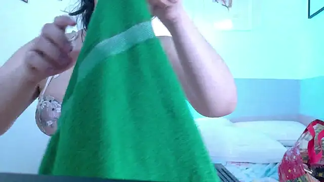 cosplaydate online show from 02/18/26, 02:20