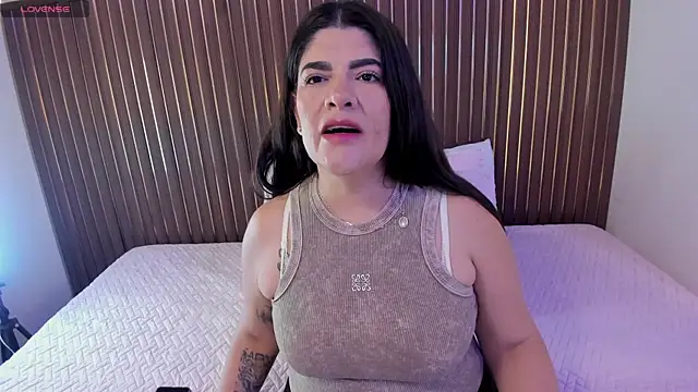 Roxie-NS online show from 11/26/25, 12:05