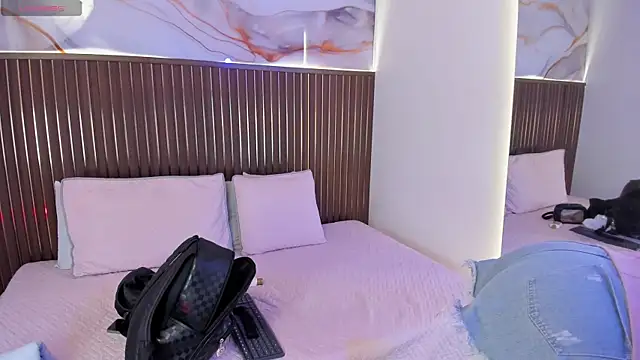 Roxie-NS online show from 10/01/25, 11:36