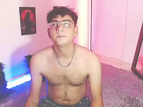 Snapshot of Valentin_peach chatting on 09/08/25, 09:36 Valentin peach online show from 09/08/25, 09:36