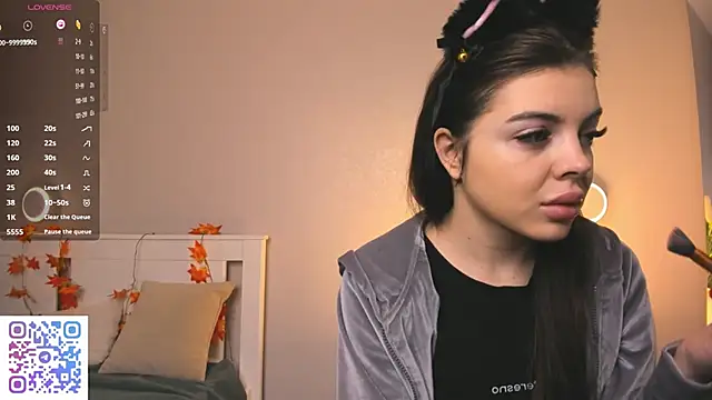 AuroraVice online show from 12/05/25, 06:23