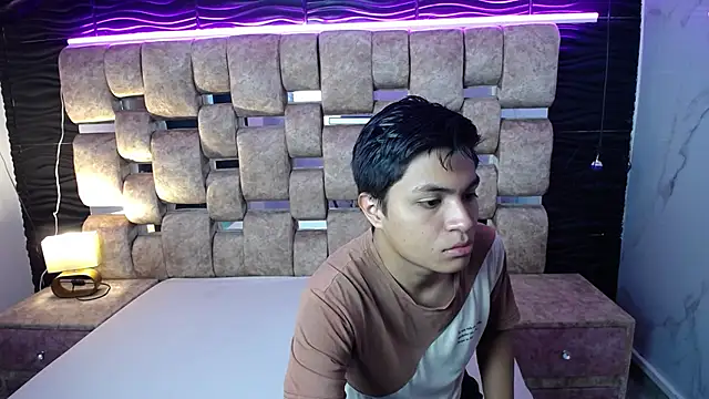 NatyyAlex online show from 09/11/25, 12:05