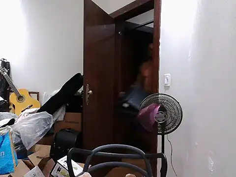 Mitt1993b online show from 12/05/25, 01:43