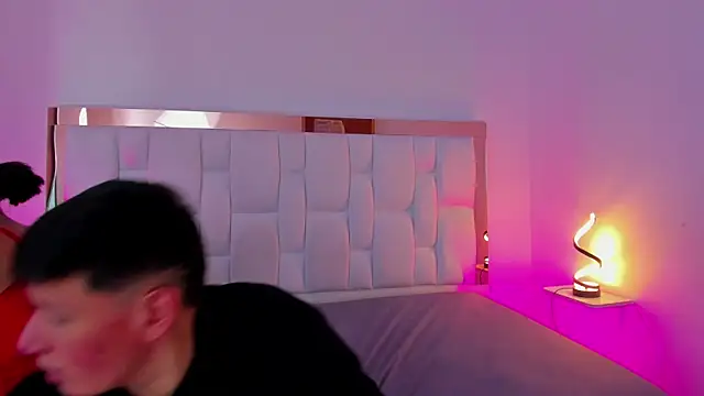 ZoeandEthan online show from 09/30/25, 06:36