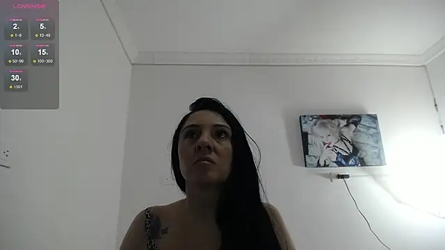 Snapshot of PamelaMartini chatting on 10/10/25, 10:05 PamelaMartini online show from 10/10/25, 10:05