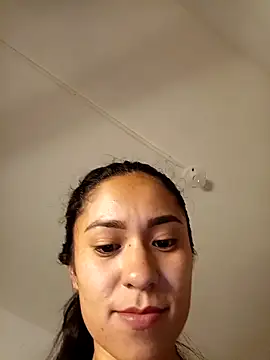 Liahdiaz  online show from 04/09/26, 02:56