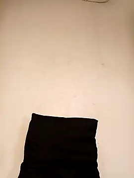 Liahdiaz  online show from 12/22/25, 03:56